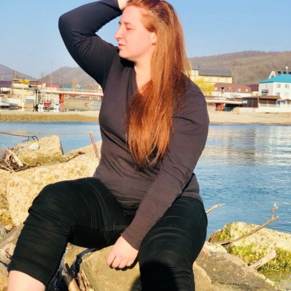 Meet your Posher, Ashlyn kim - Picture 1 of 1